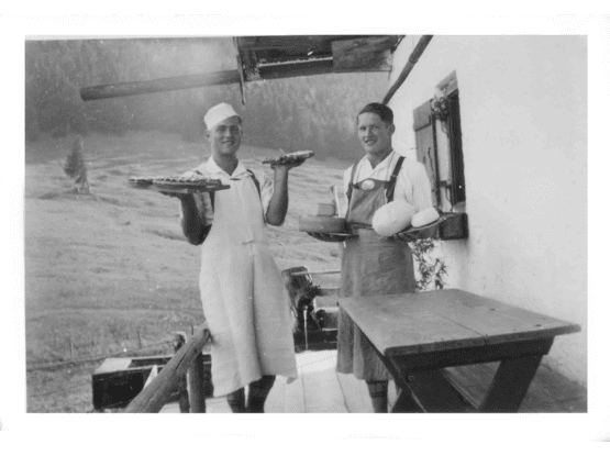 g-brotzeit-auf-der-mojer-alm